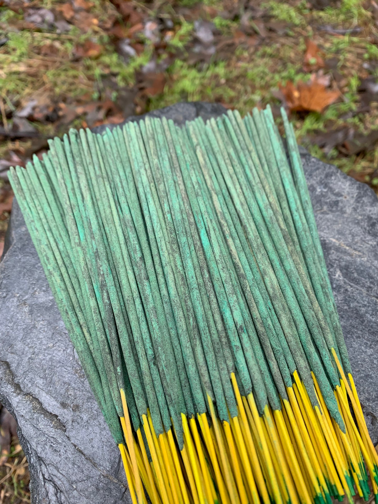 natural vanilla and cardamom handmade incense sticks