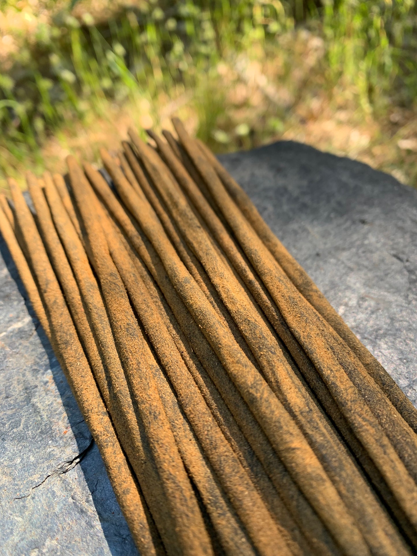 Oudh Saffron Incense Sticks