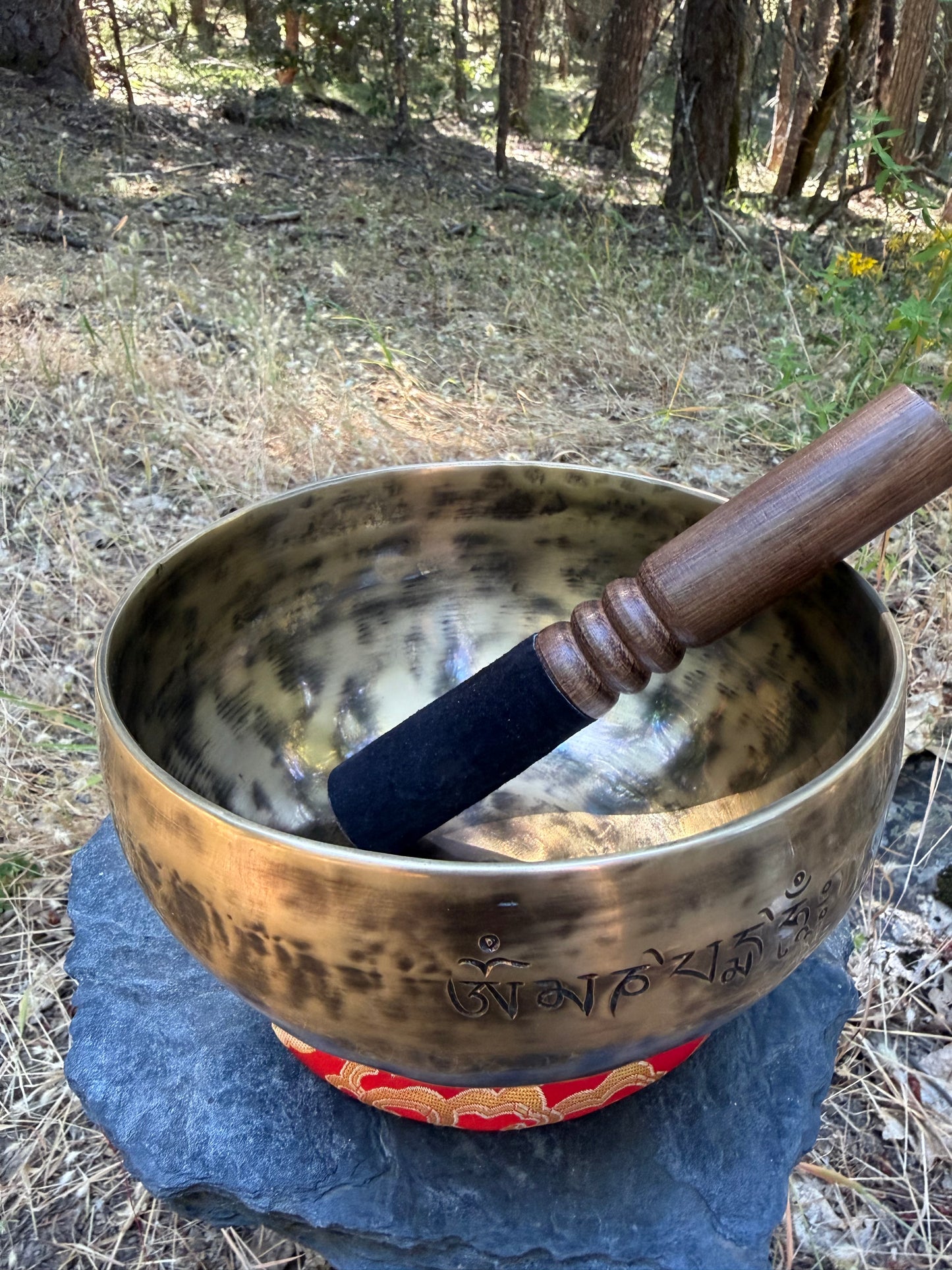 Handcrafted Full Moon singing bowl with engraved mantra