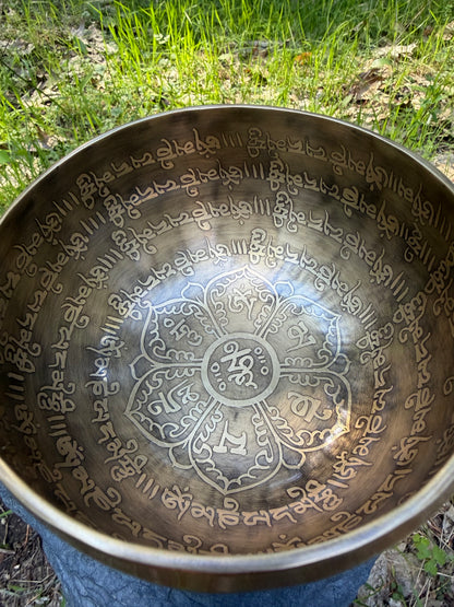 Tibetan OM Lotus | Authentic Himalayan Singing Bowl