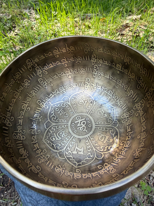 Tibetan OM Lotus | Authentic Himalayan Singing Bowl