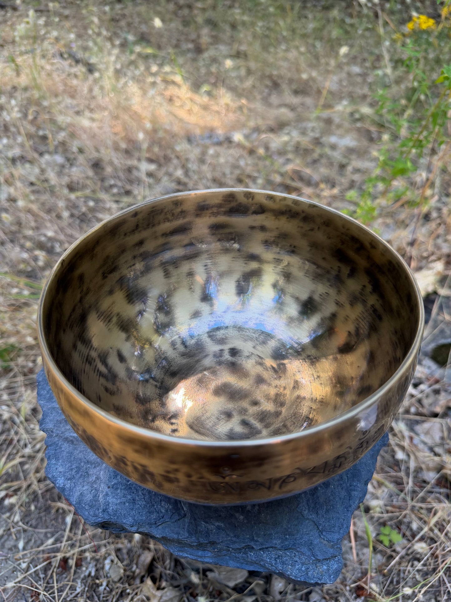 Handcrafted Full Moon singing bowl with engraved mantra
