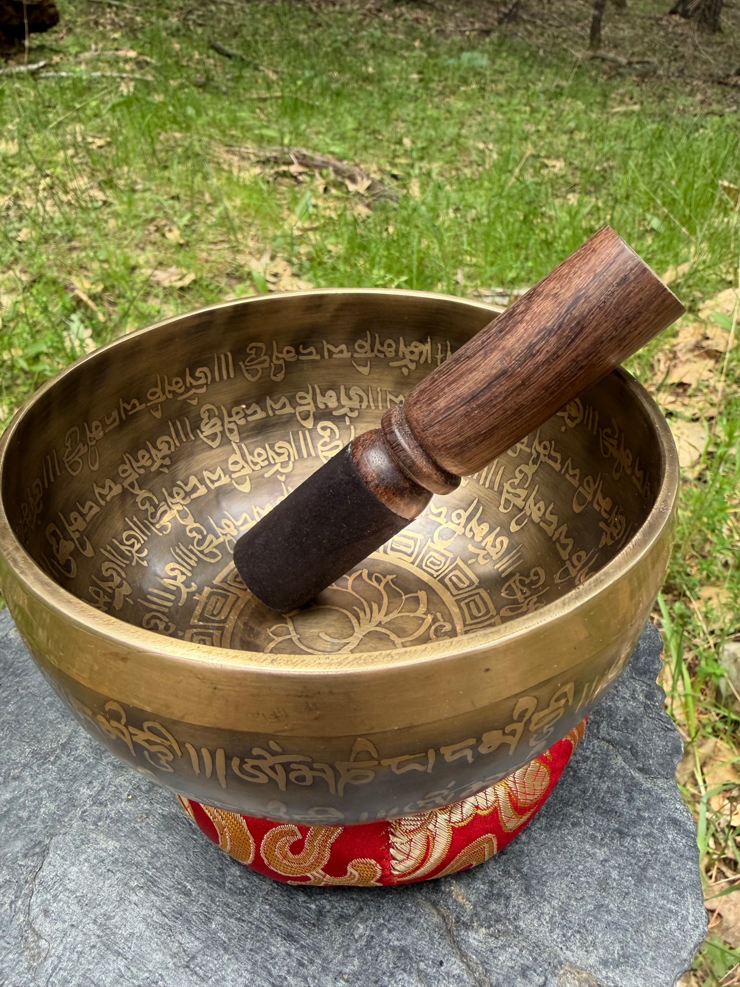 Tibetan Lotus Flower | Authentic Himalayan Singing Bowl