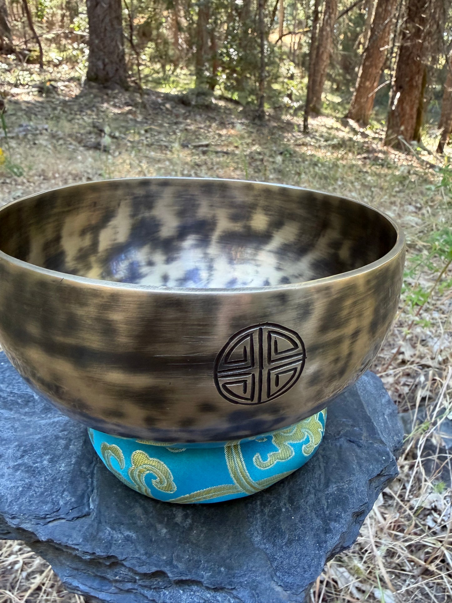 Hand-hammered seven-metal Tibetan singing bowl