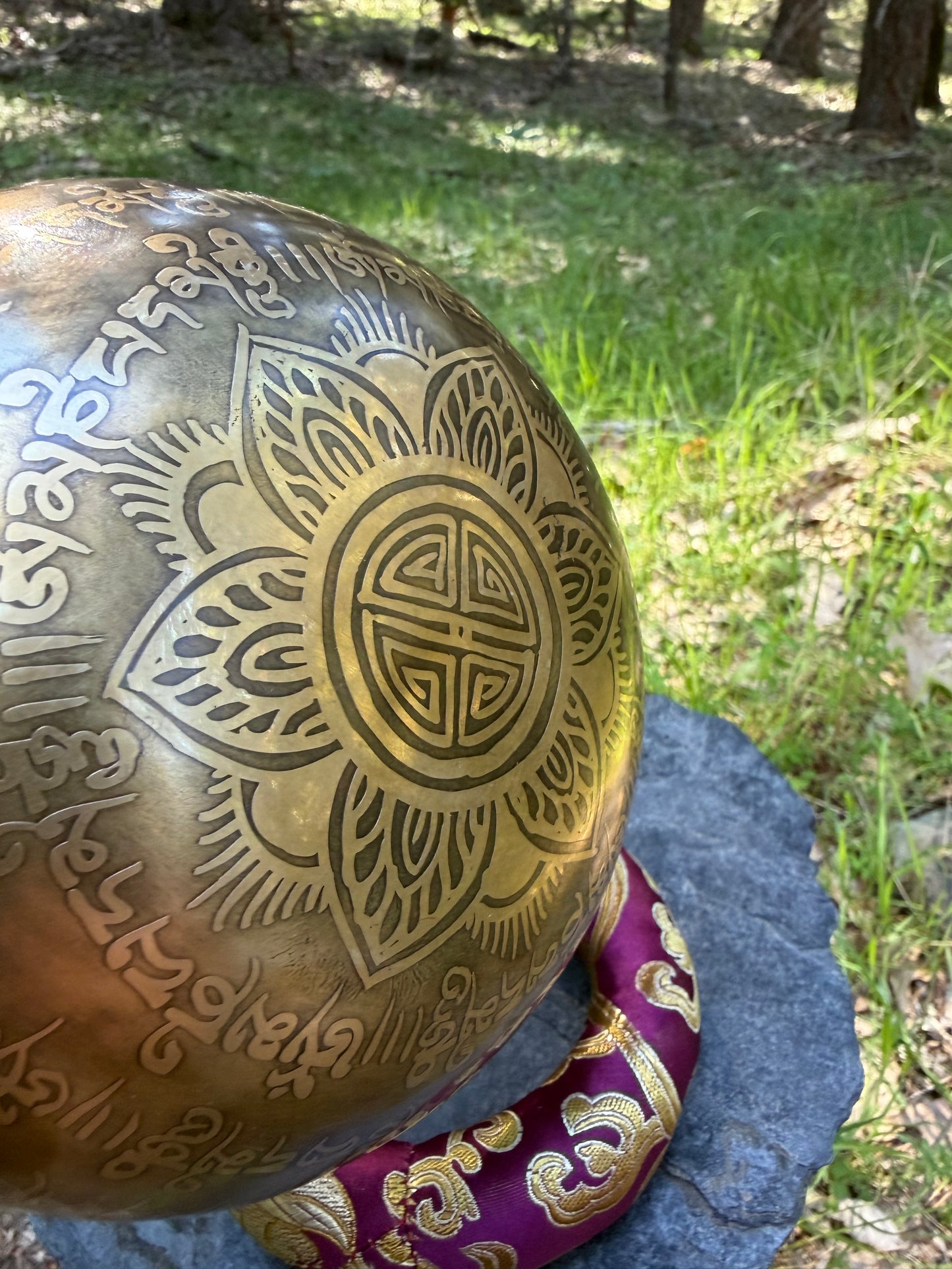 Tibetan OM Lotus | Authentic Himalayan Singing Bowl