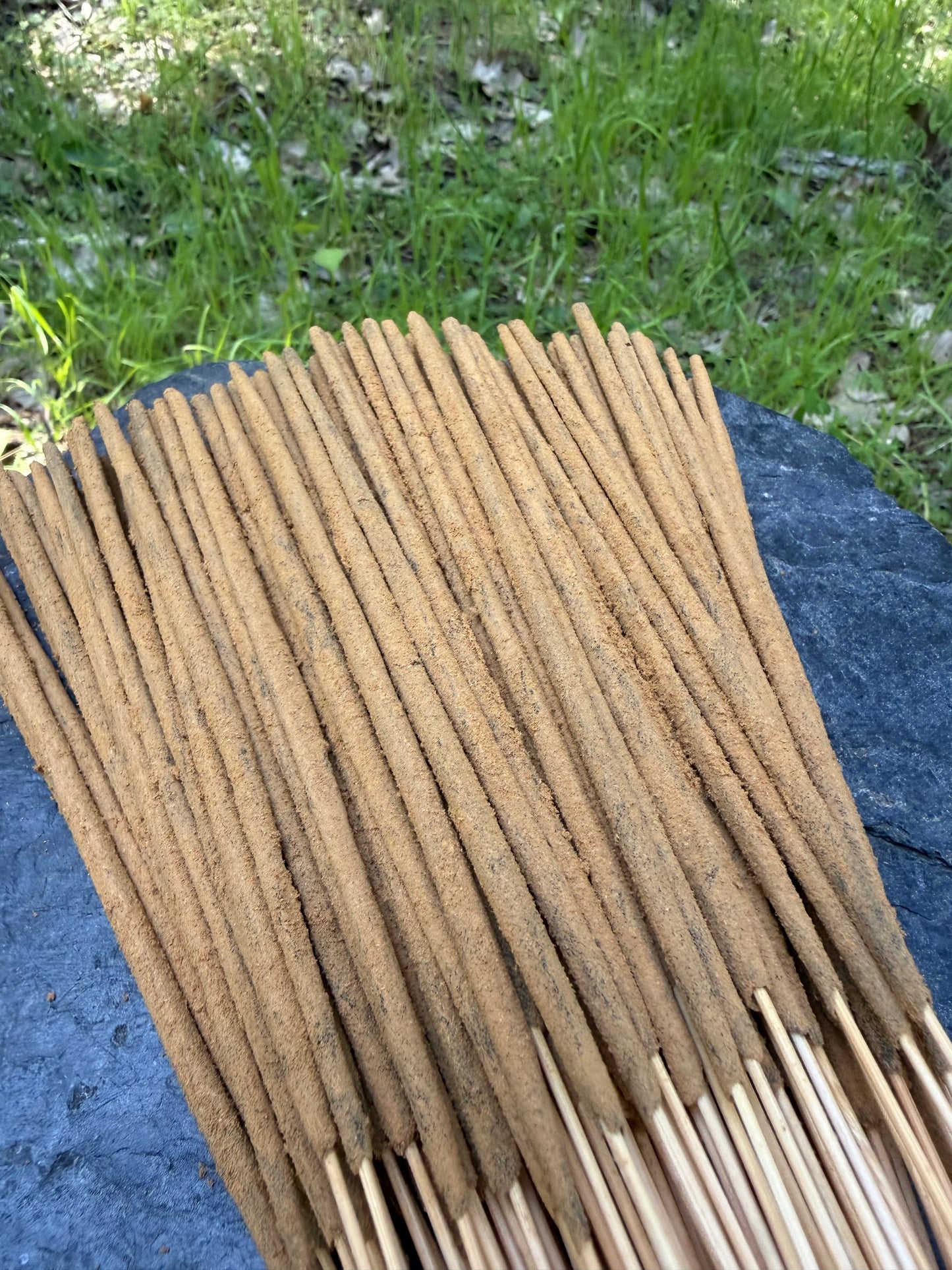 Frankincense and Cedar Incense – Traditional Blend | The Everest Trader